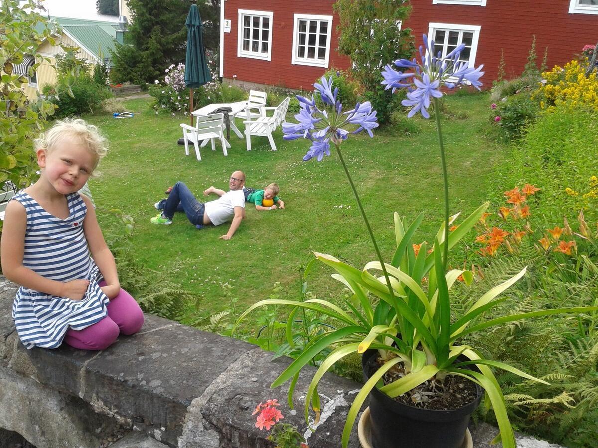Vandrarhemmet Tallbacka/Ängelsberg Hostel Angelsberg Exteriör bild